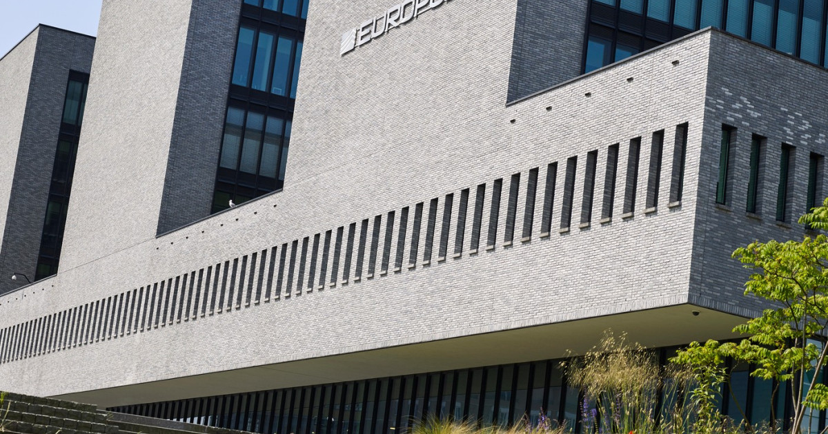 Europol avertizează: traficanții se folosesc de metode noi pentru a aduce cocaină în Europa. Submarinul... Kép