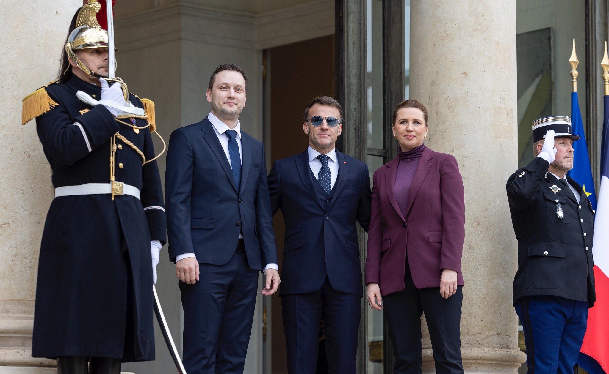 „Cel mai important lucru este se ne reînarmăm”. Franţa, Groenlanda şi Danemarca fac apel la o „trezire strategică a Europei”