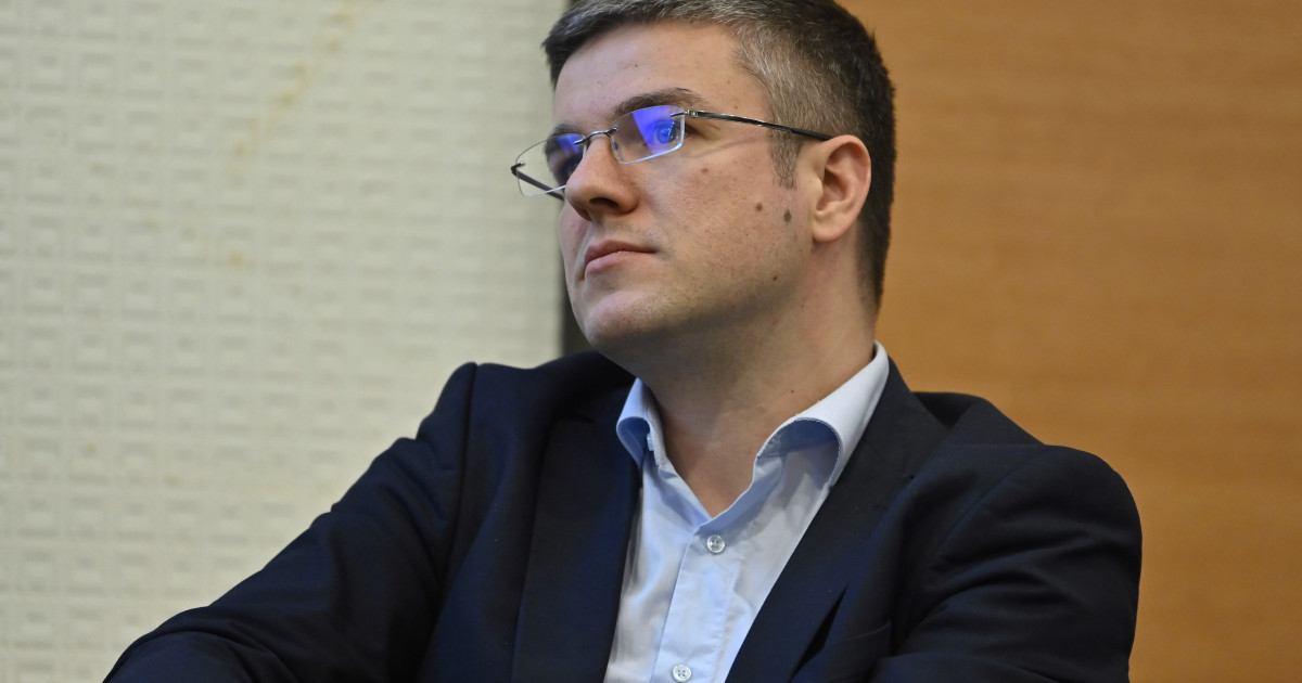 Darău: Degeaba punem în lege pachete de relansare. Ar trebui să o accelerăm prin încredere, prin... Kép