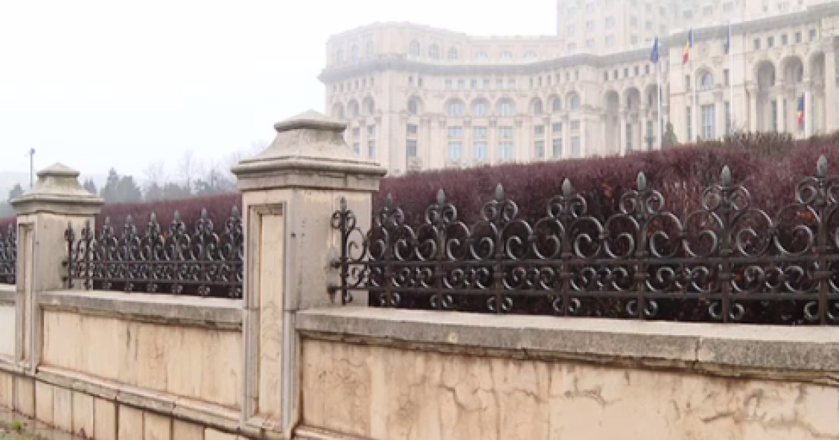 Dărâmarea gardului de la Palatul Parlamentului, aprobată