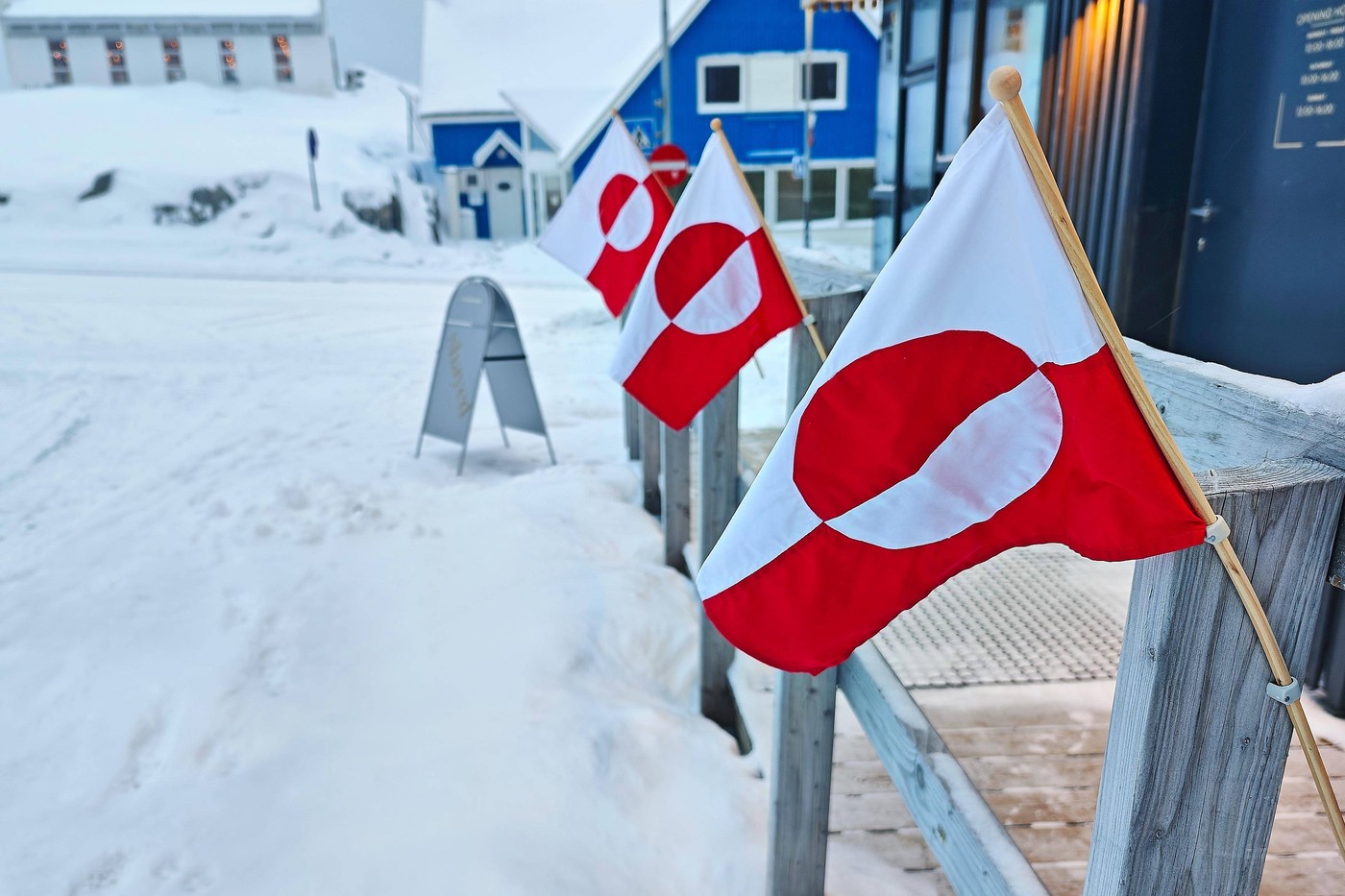 „Nu punem mare preț pe bani, buze tip Kardashian sau sâni falși”. Reacția unor locuitori din Groenlanda la amenințările lui Trump