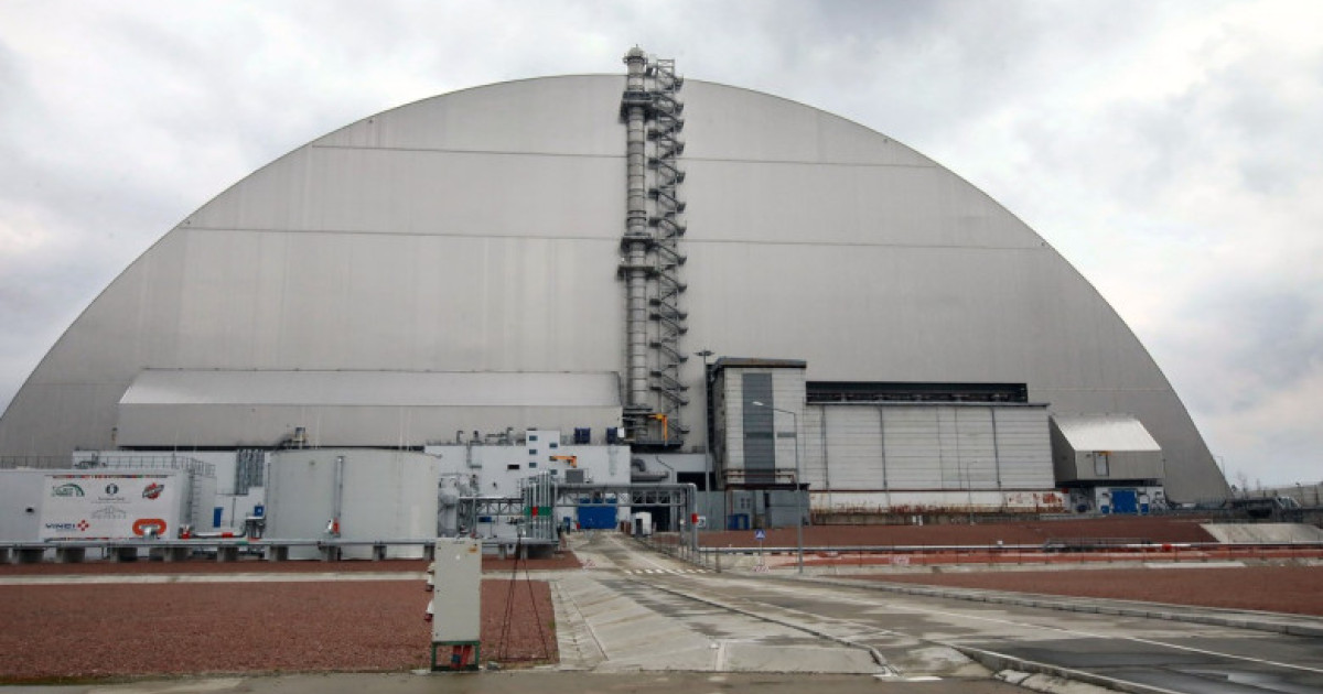 Risc de accident nuclear major în Ucraina: rachete rusești survolează zona Cernobîl