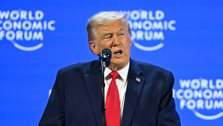 Donald Trump susține un discurs la Forumul Economic de la Davos, în fața aliaților SUA.