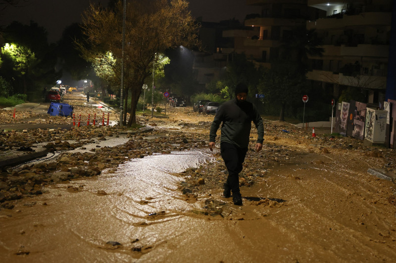 inundatii grecia
