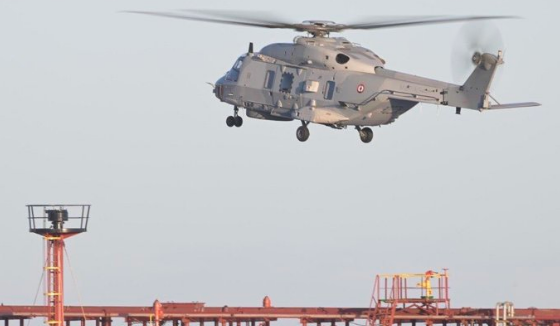 Petrolier rusesc, interceptat de Franța în Marea Mediterană. Nava, suspectată că opera sub pavilion fals