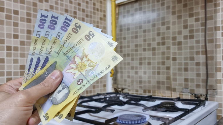Energy efficiency concept with gas cooker and LEI, the Romanian money – the cost of natural gas is more expensive in Romania. Selective focus