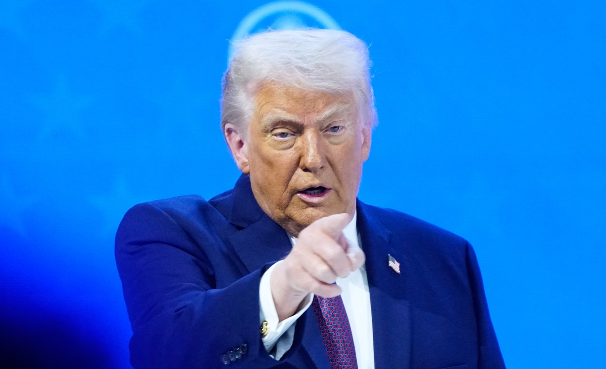 Donald Trump sugereaza invocarea Articolului 5 al NATO pentru a „testa” aliatii: Sa ii forţam sa vina aici 