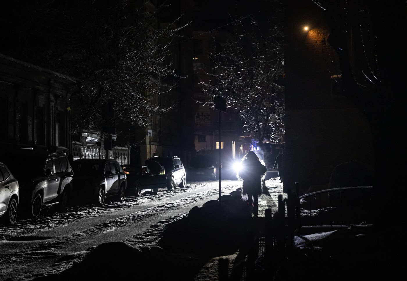 Câți bani a cheltuit Rusia pentru atacul masiv care a cufundat Kievul în întuneric