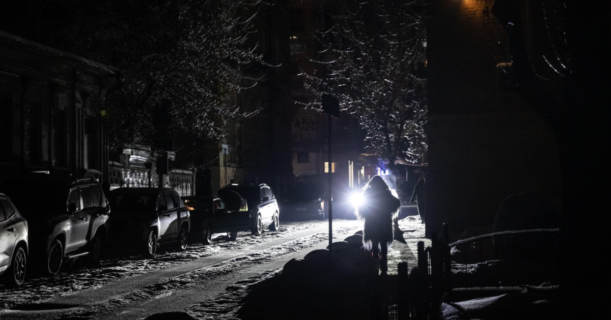 Criză la Kiev: 1.600 de clădiri fără căldură după bombardamentele rusești. Temperaturile coboară până la... Kép