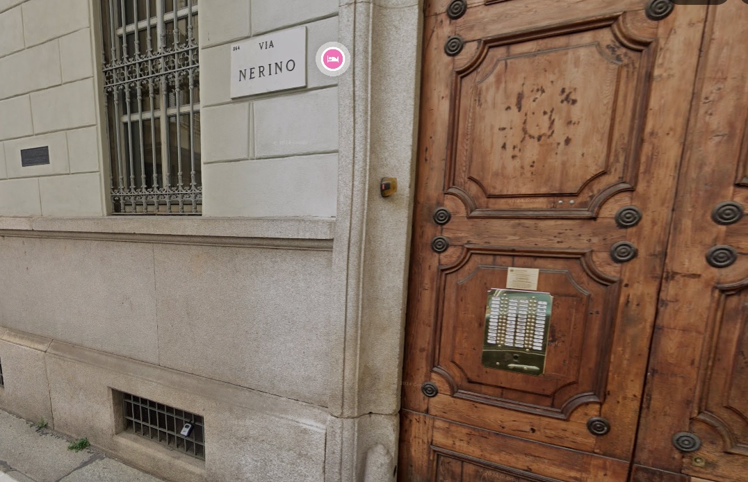 Bancher ucrainean cu cetatenia romana, gasit mort dupa ce a cazut de la fereastra unui hotel din Milano. Politia: circumstante suspecte