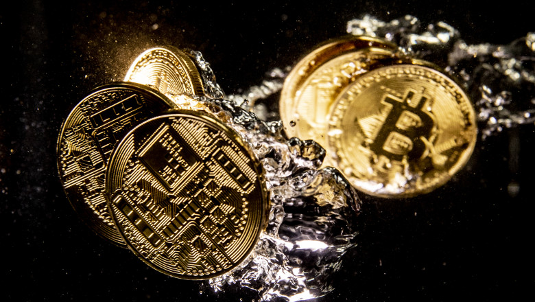 Price Of Bitcoin Sinks As Cryptocurrency Sell-off Continues