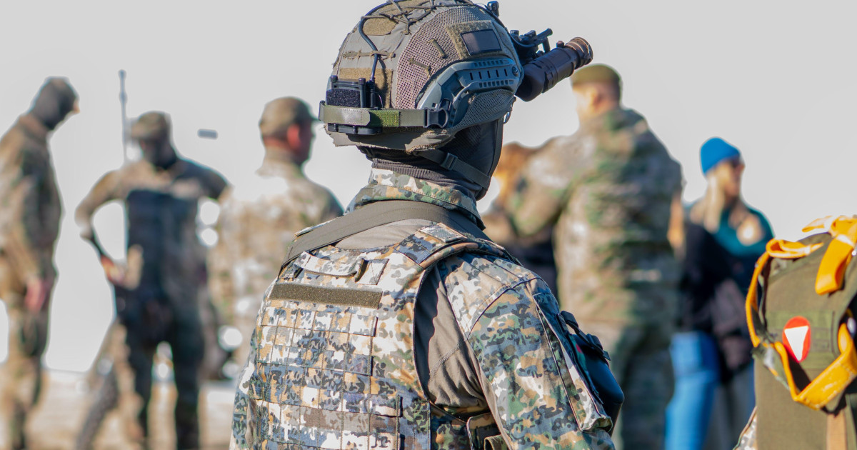 Austria va organiza un referendum privind stagiul militar