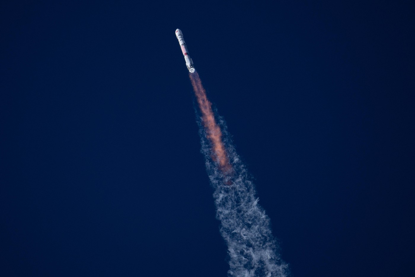 Europa, în alertă: Un segment dintr-o rachetă chinezească de 11 tone se va prăbuși în nordul continentului