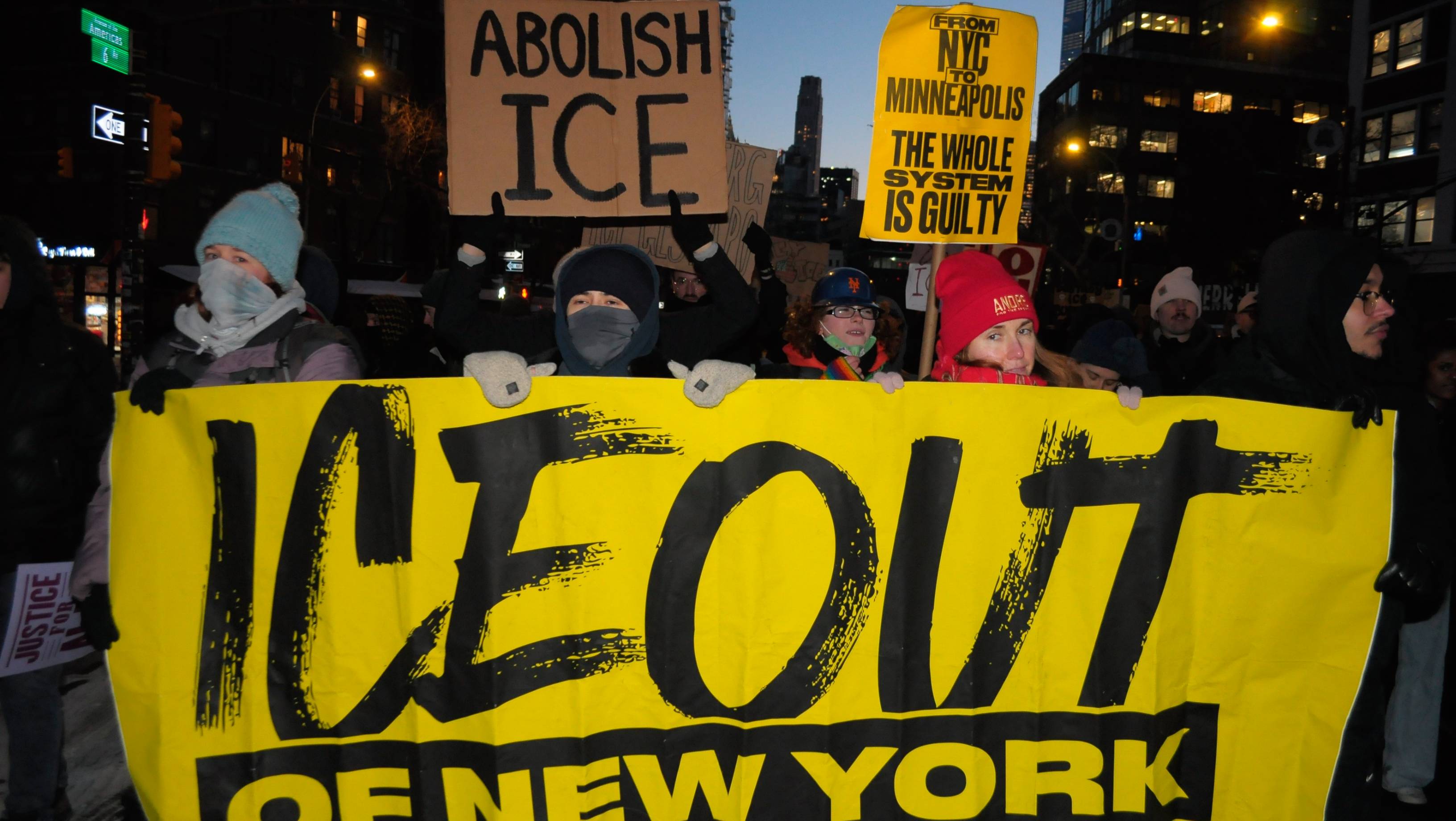 Demonstrații împotriva ICE în orașele americane după cazurile Pretti și Good: „Fără muncă, fără școală, fără cumpărături”