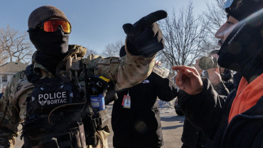 agenti federali ice minnesota