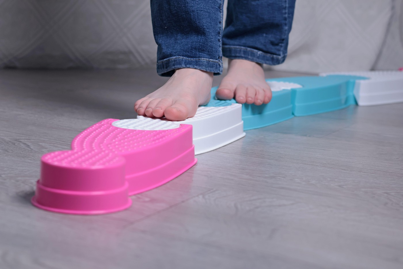 Autismul, diagnosticat mai târziu la fete decât la băieți. Un nou studiu trage un semnal de alarmă privind recunoașterea simptomelor