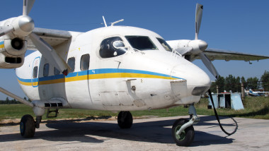 Avion Antonov An-28