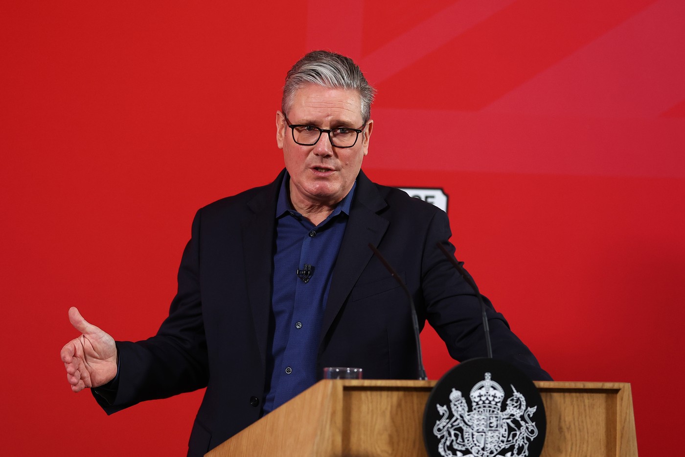 Keir Starmer și-a cerut scuze pentru legăturile fostului ambasador britanic în SUA cu Epstein: Mulți oameni cu putere v-au dezamăgit