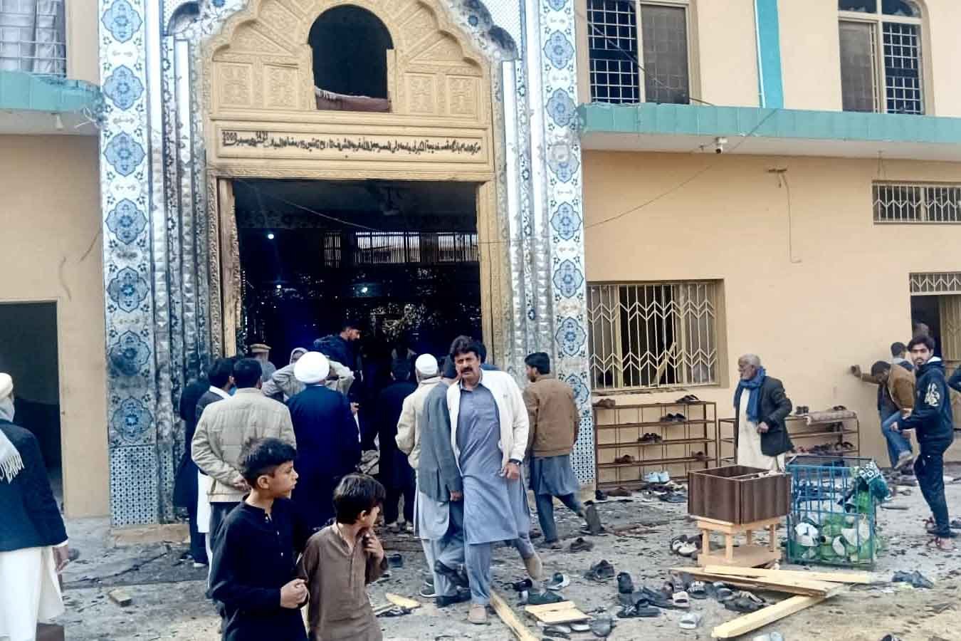 Explozie la o moschee din Pakistan. 31 de oameni au fost uciși, 169 au ajuns la spital