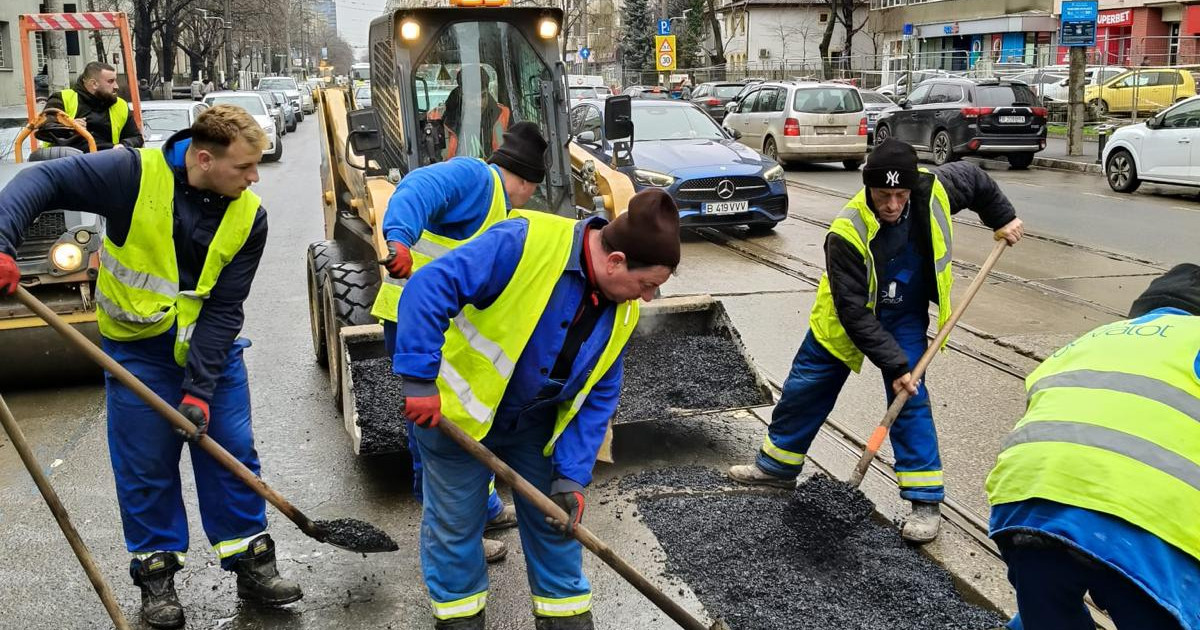 Plombarea gropilor din București, începuturi promițătoare