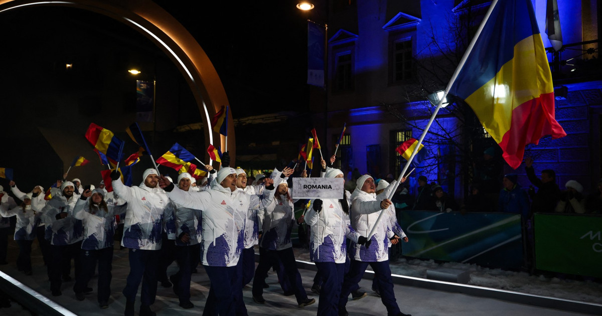 Sportivii români au defilat la ceremonia de deschidere a Jocurilor Olimpice de iarnă Milano-Cortina 2026 Kép
