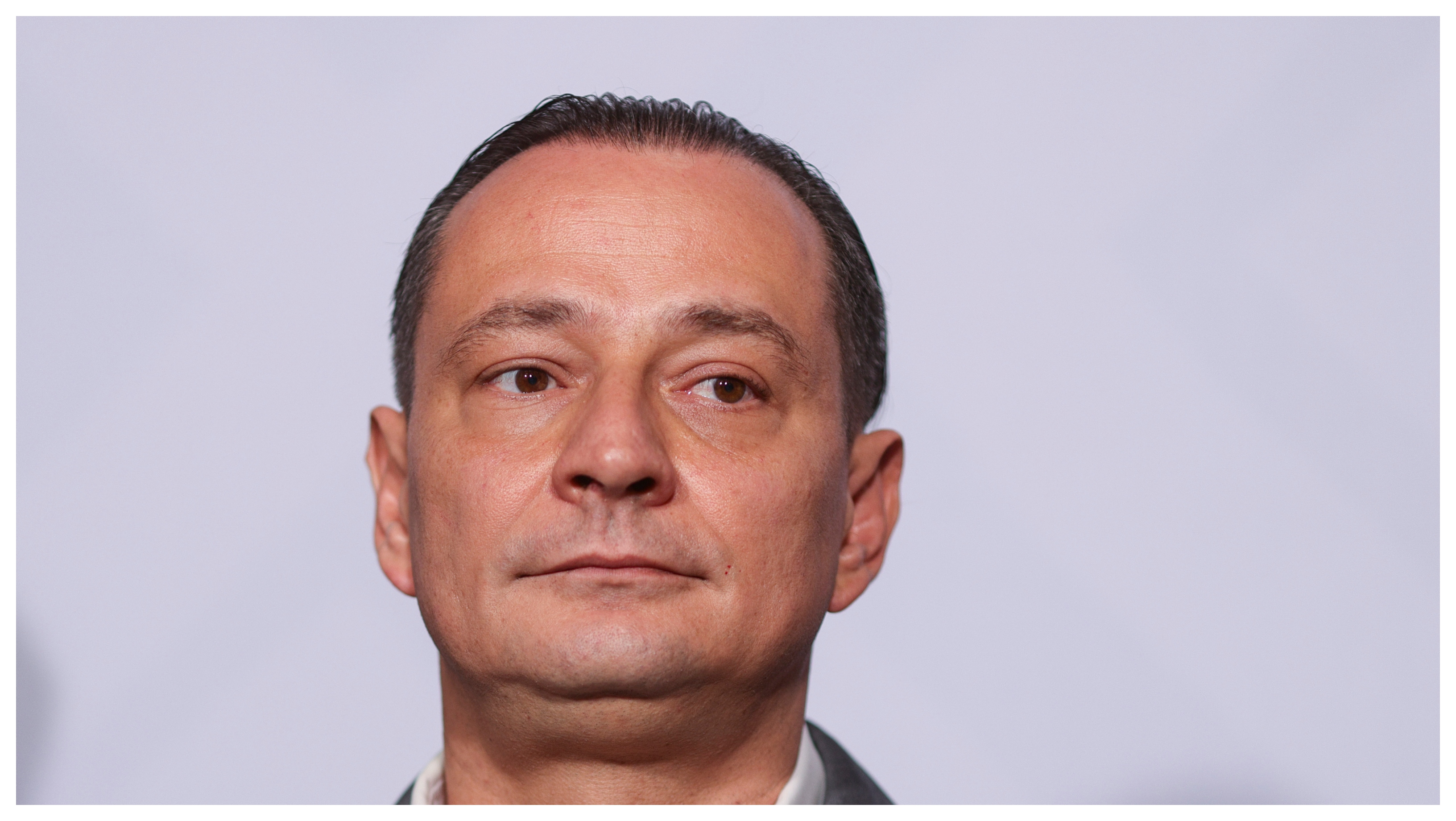 Băluță îl critică din nou pe Ciucu: „Prin țevi ar trebui să circule agent termic, nu lacrimi și politică”