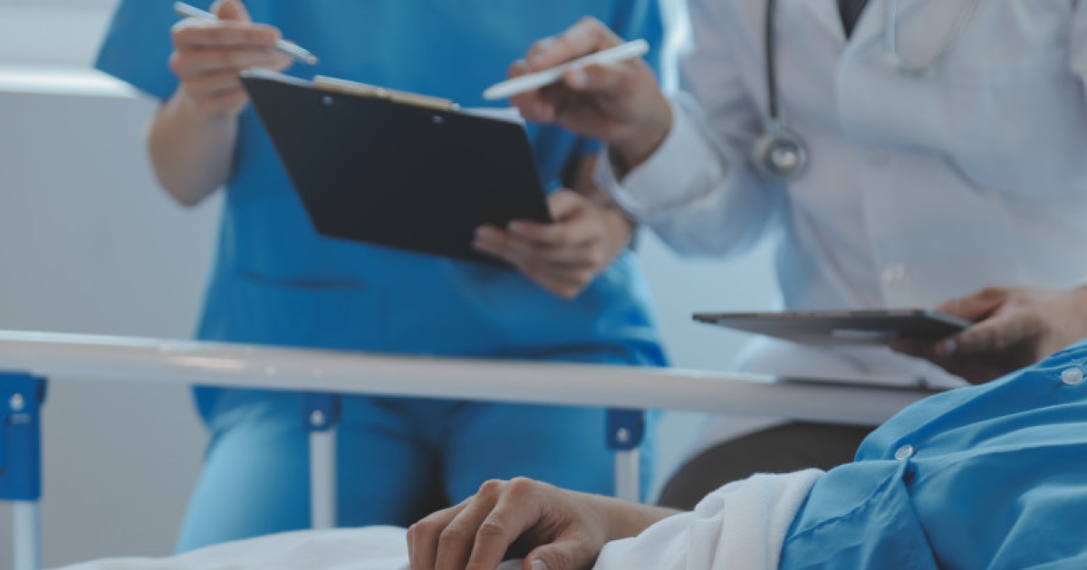 Ce răspunde Alexandru Rogobete, întrebat dacă vor fi daţi oameni afară din sistemul de sănătate Kép