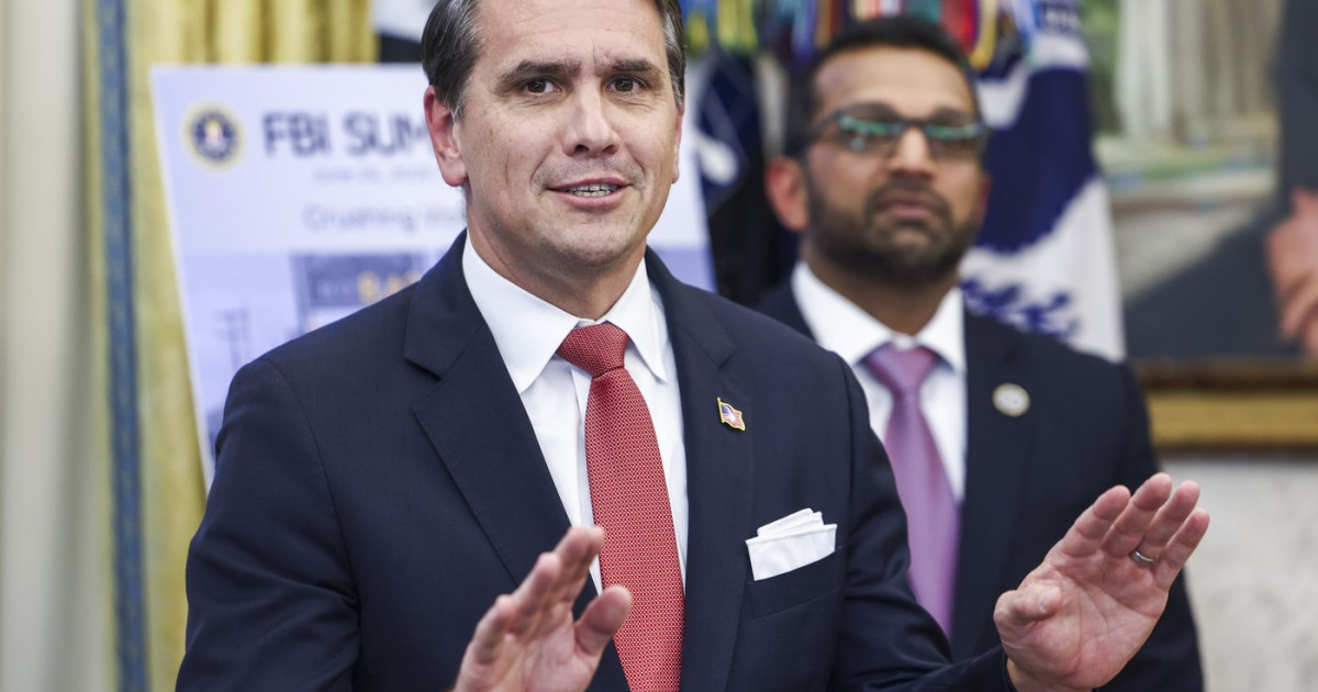 Procurorul general adjunct Todd Blanche semnalează că nu vor fi aduse noi acuzații în cadrul anchetei... Kép