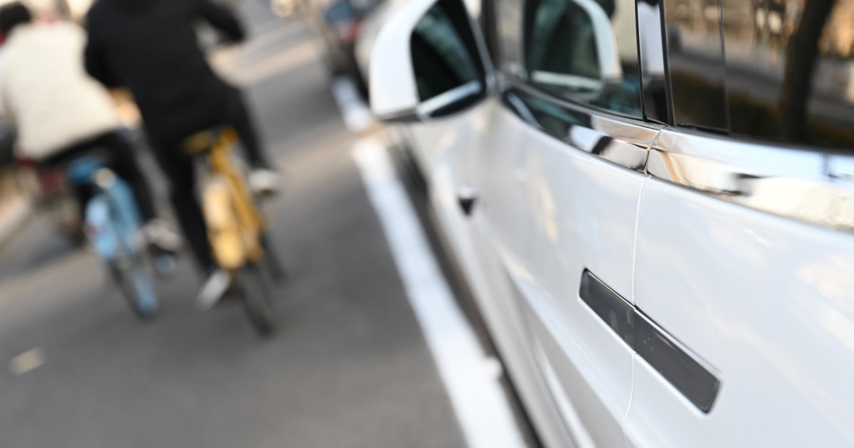 China interzice mânerele ascunse ale ușilor auto
