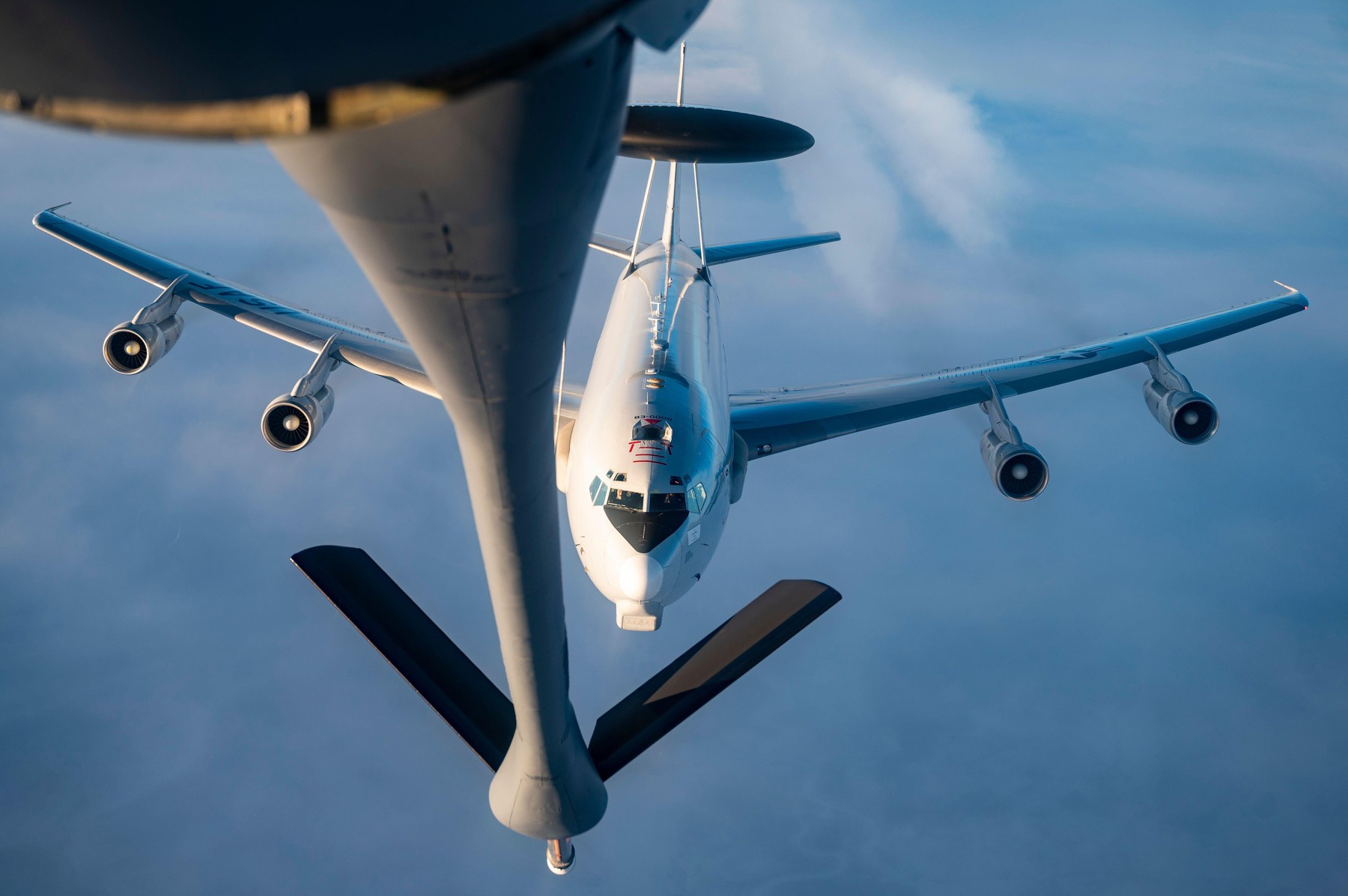 NATO a început planificarea misiunii de consolidare a securităţii în Arctica