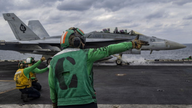 Portavionul Abraham Lincoln