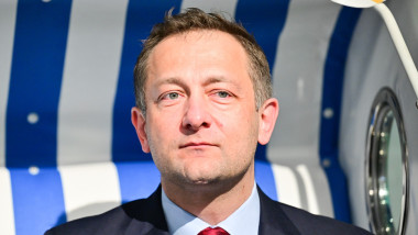 photo-collage.png (66)