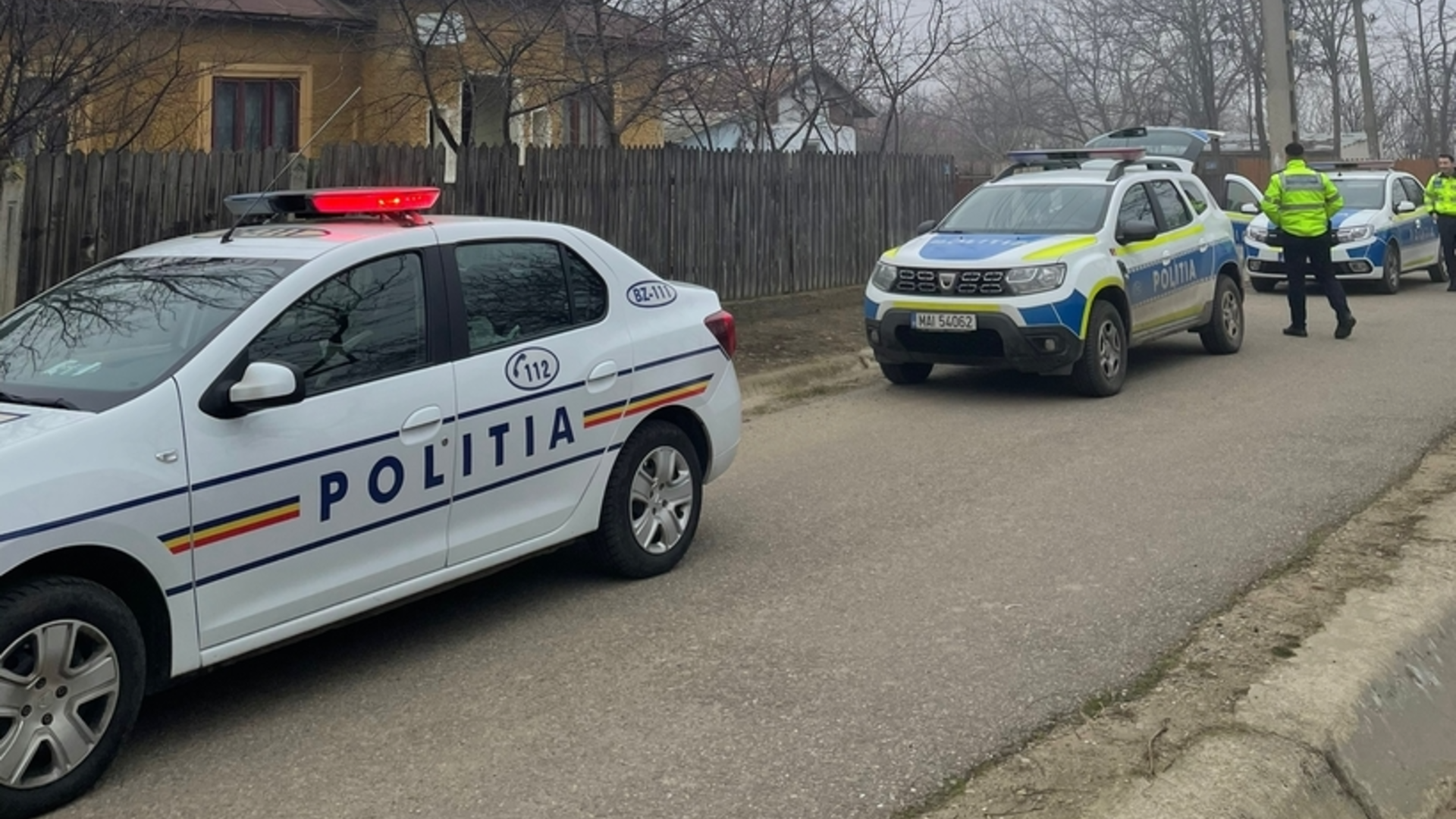 Morminte vandalizate în judeţul Constanţa: bunuri furate din cripte. Polițiștii au deschis dosar penal