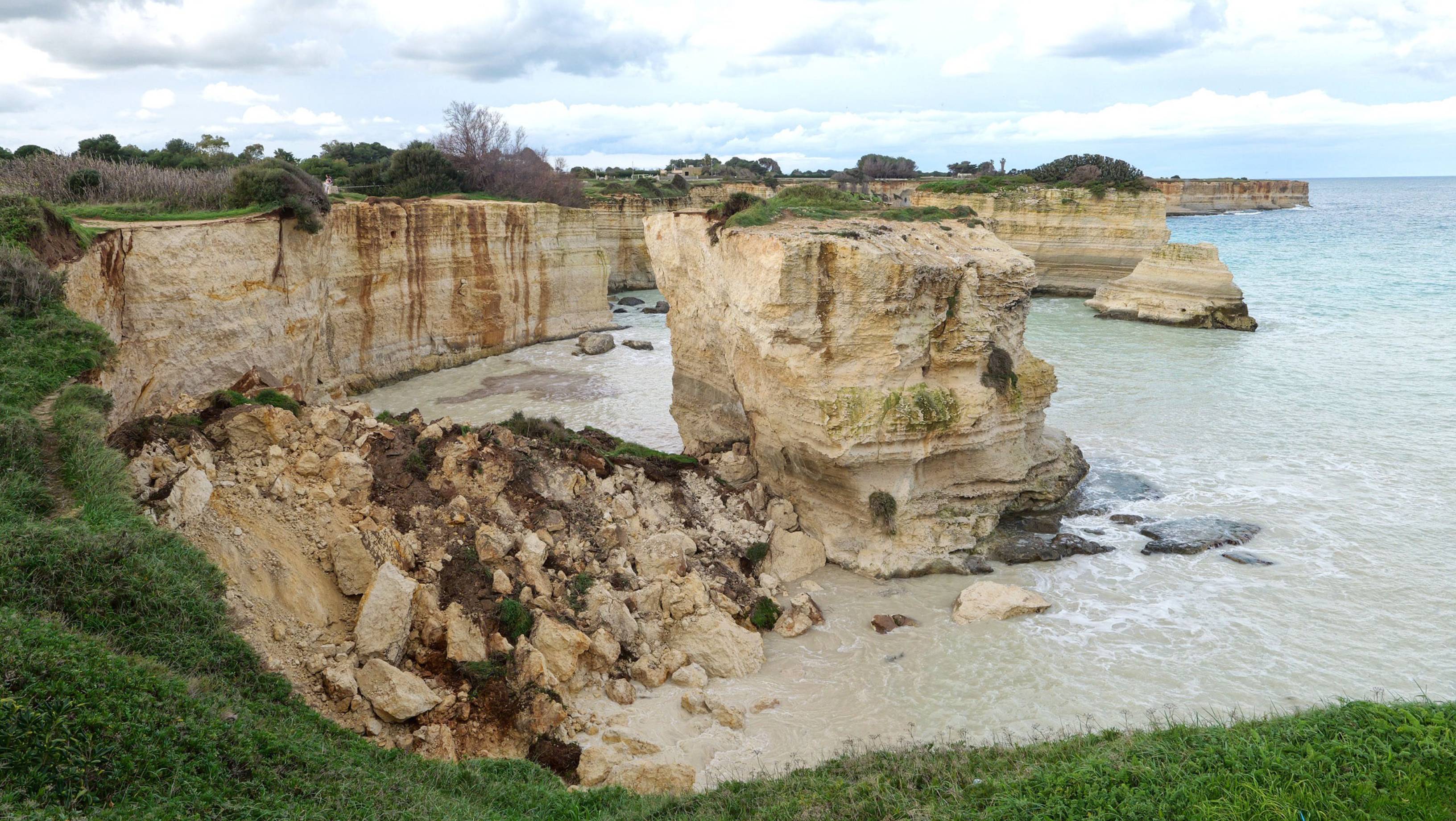 „Arcul îndrăgostiților” din Italia s-a prăbușit de Valentine's Day: „Un cadou pe care nu și-l dorea nimeni”