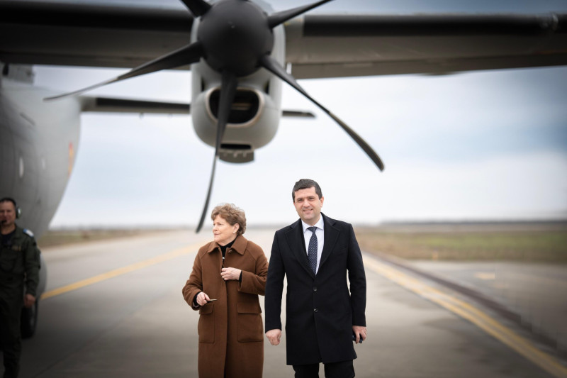 Senatoare americană: Raportul Comisiei juridice a Camerei Reprezentanţilor privind alegerile din România este „eronat” și „partizan” 2 Jeanne Shaheen si radu miruta