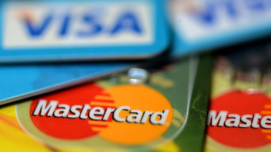 visa mastercard carduri bancare