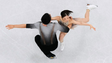 Riku Miura şi Ryuichi Kihara pe gheata