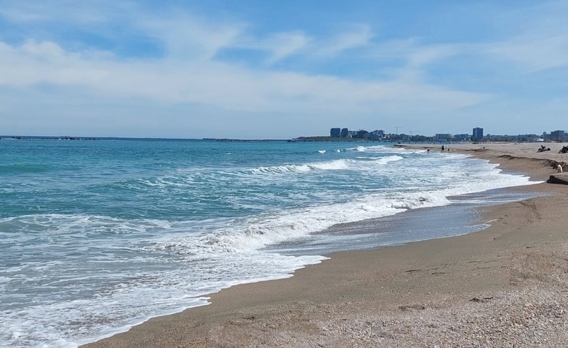 Un posibil fragment dintr-o dronă a fost găsit pe plaja din Mamaia