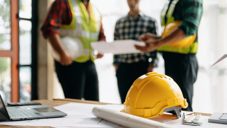 Riscuri și vicii care pot duce la oprirea lucrărilor de construcții. Foto Getty Images