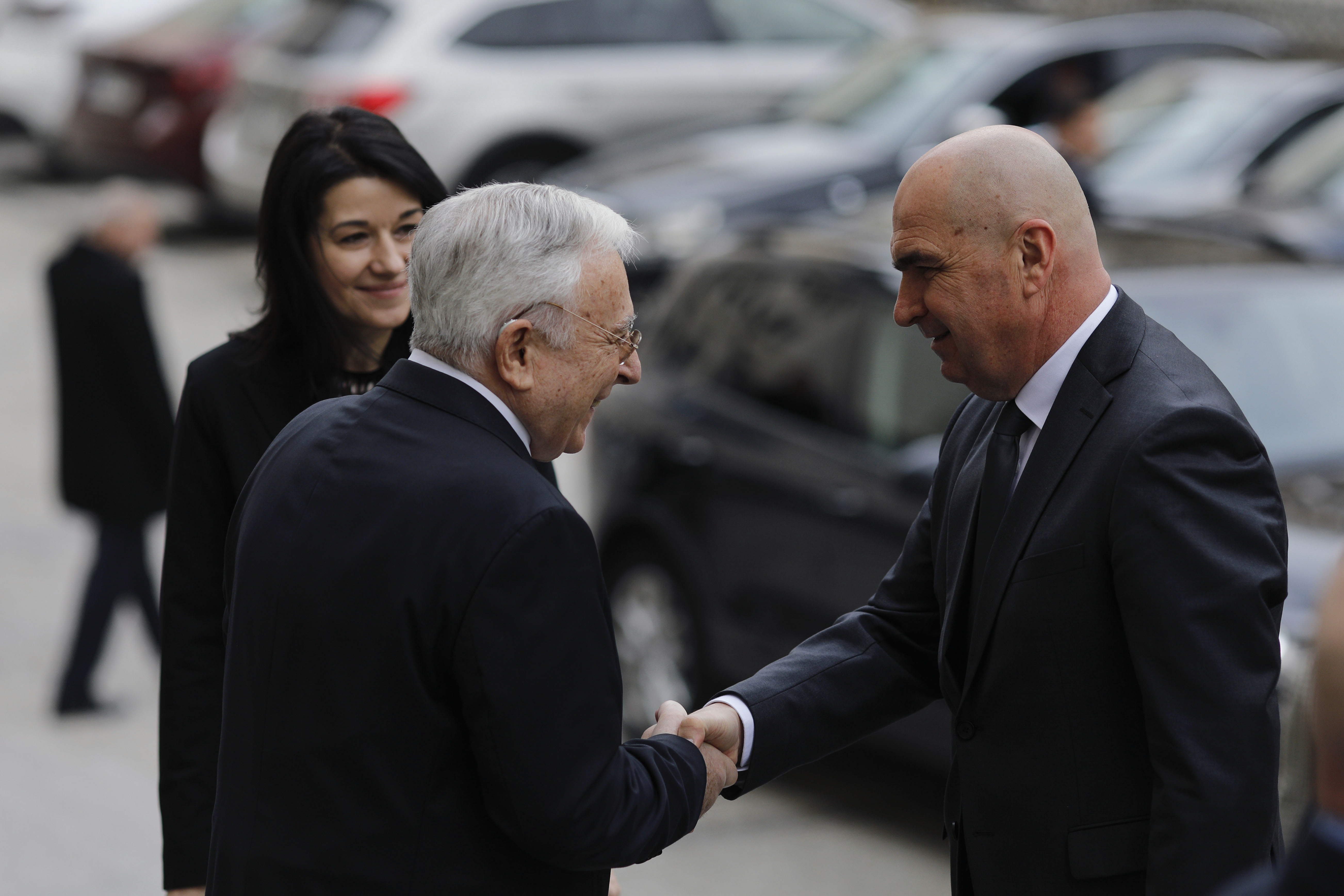 Bolojan îl contrazice pe Isărescu: „Impozitarea progresivă nu este de actualitate”