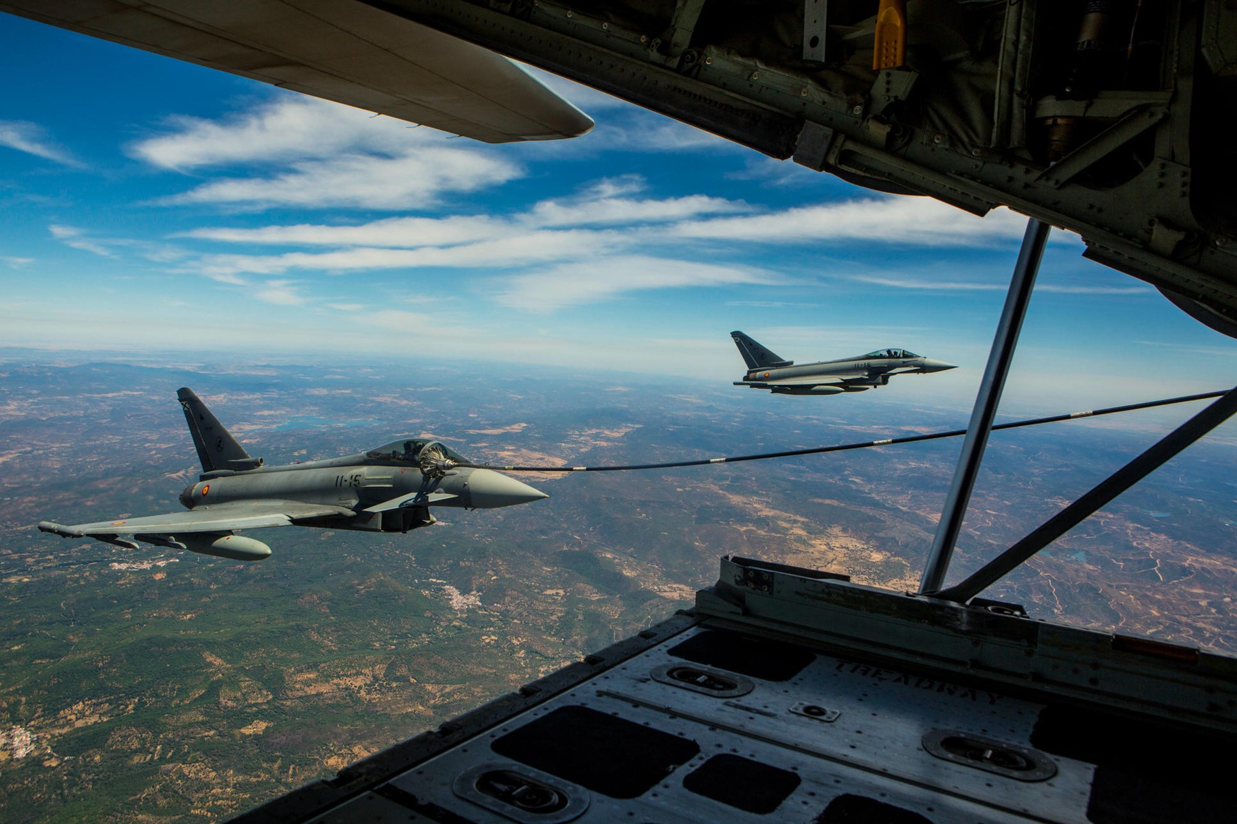 Spania a trimis trei avioane de luptă Eurofighter Typhoon în România. Misiunea lor, alături de piloții români și germani