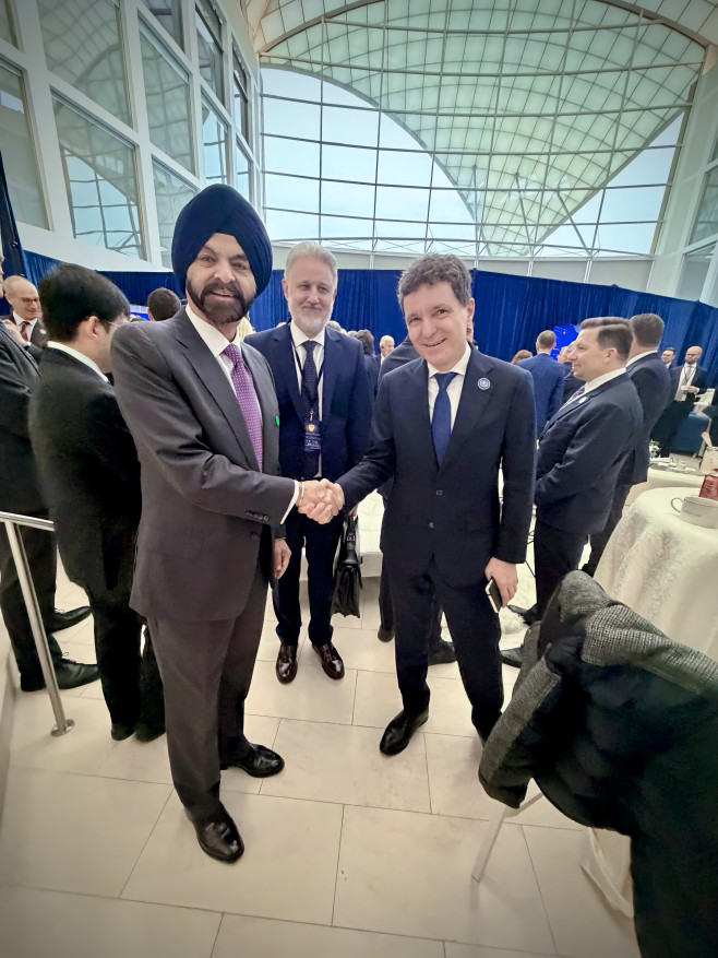 Nicușor Dan și Ajaypal Singh Ajay Banga, președintele World Bank Group
