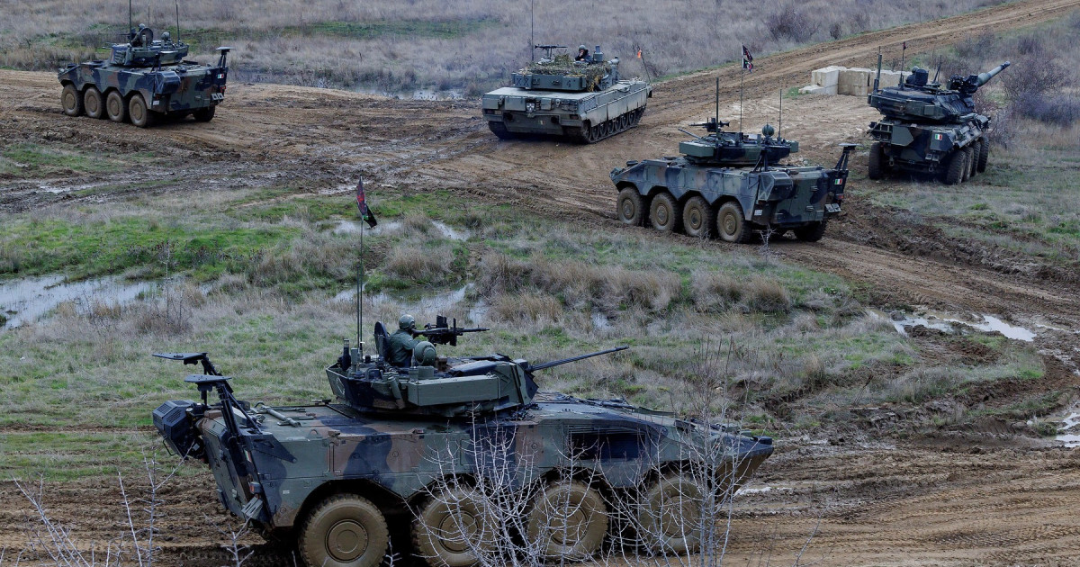 Italia ia în considerare să-şi mărească armata cu 100.000 de oameni