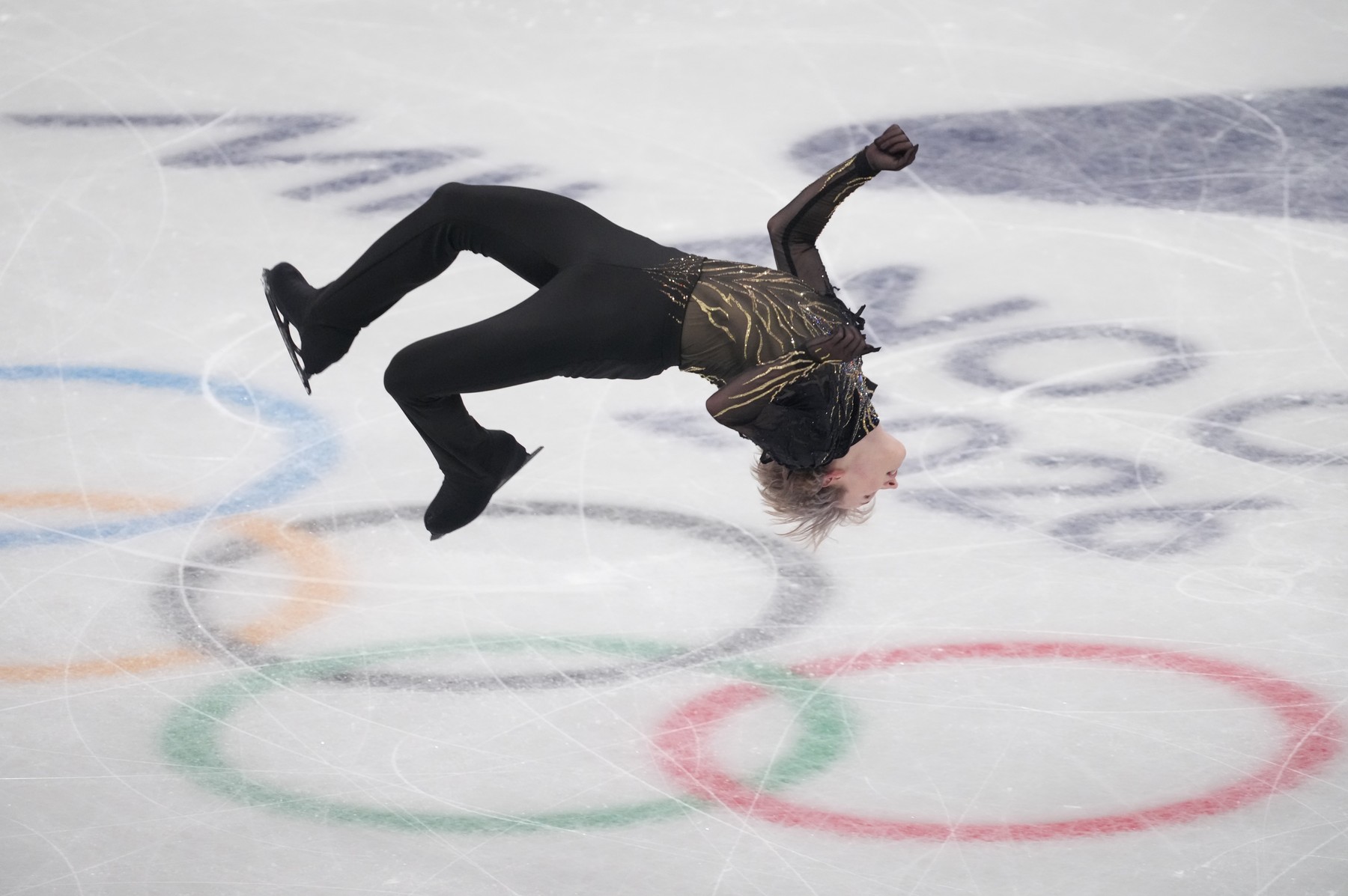 Ilia Malinin, în istoria olimpică cu un salt înapoi la patinaj. Acum 28 de ani Surya Bonaly a fost sancționată pentru aceeași mișcare