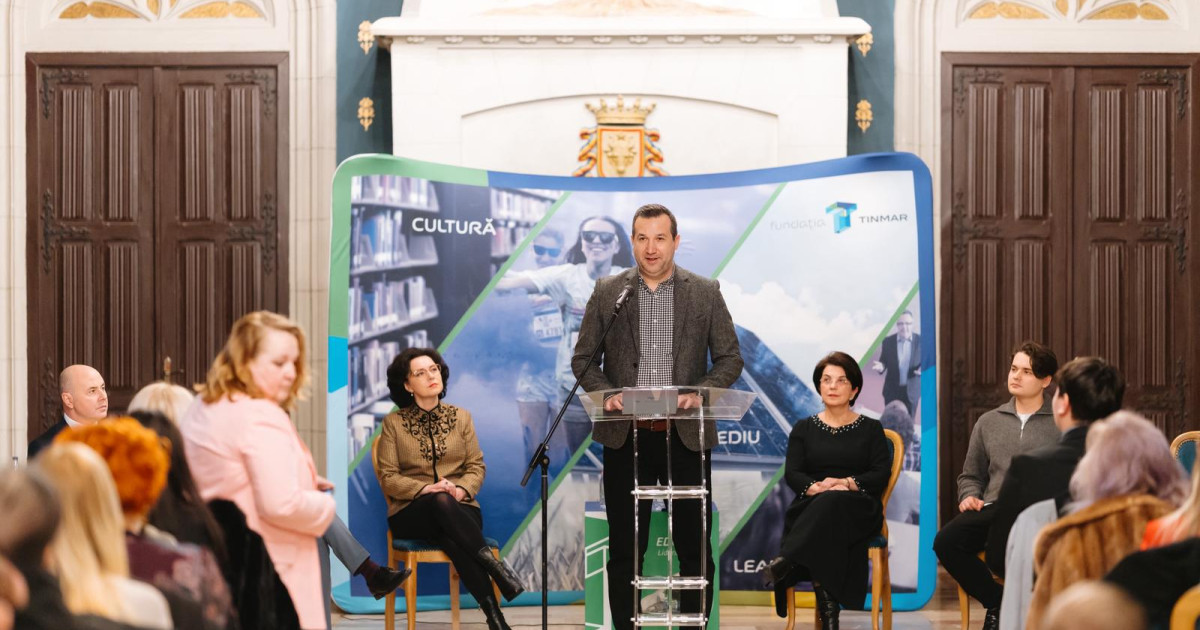 Fundația Tinmar – „Educație pentru Viitor”: 1.110 elevi din județul Iași primesc burse de merit în valoare totală de 560.000 de euro