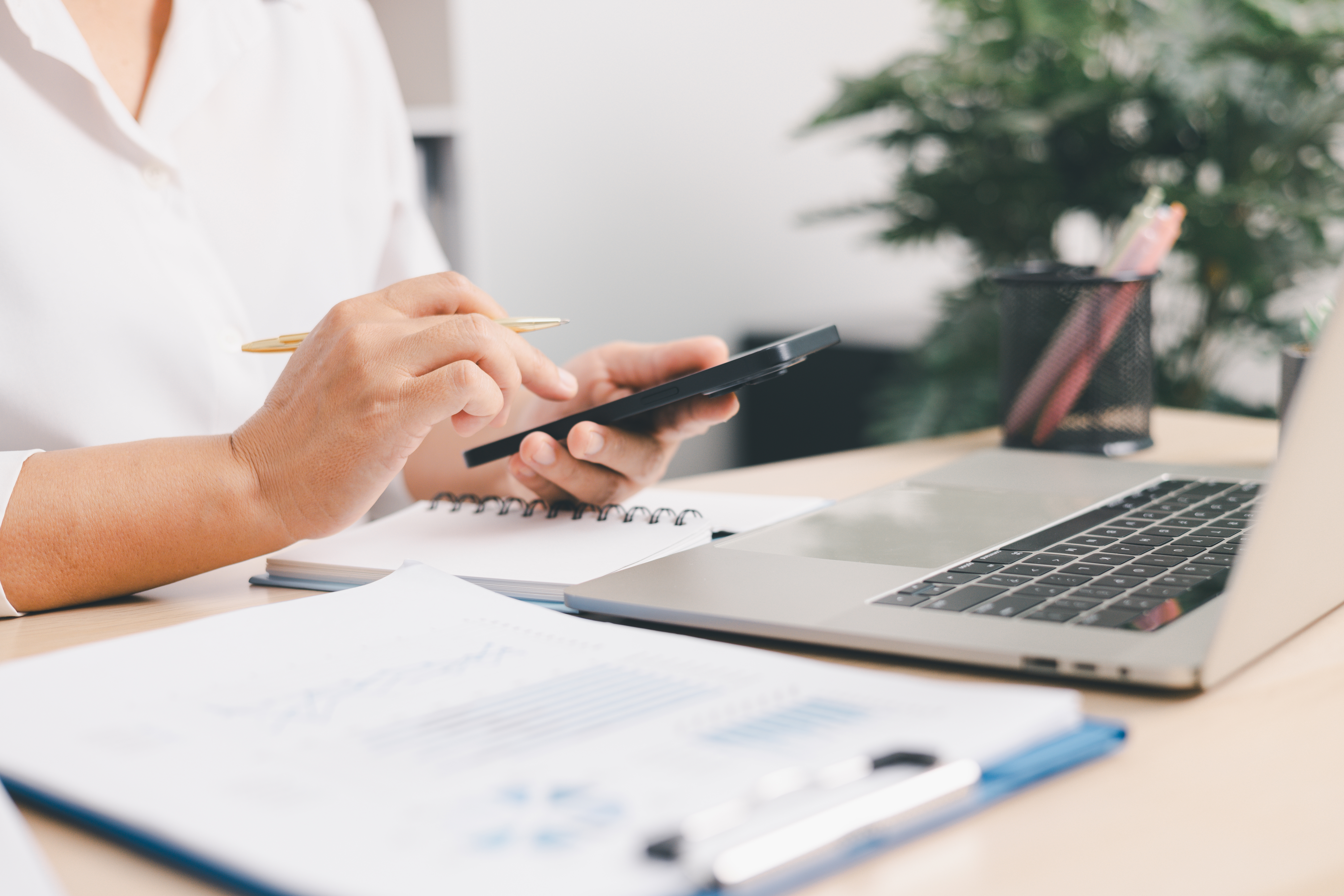 Românii pot obține gratuit istoricul sancțiunilor rutiere. Document disponibil online, inclusiv pentru șoferii fără abateri în trafic