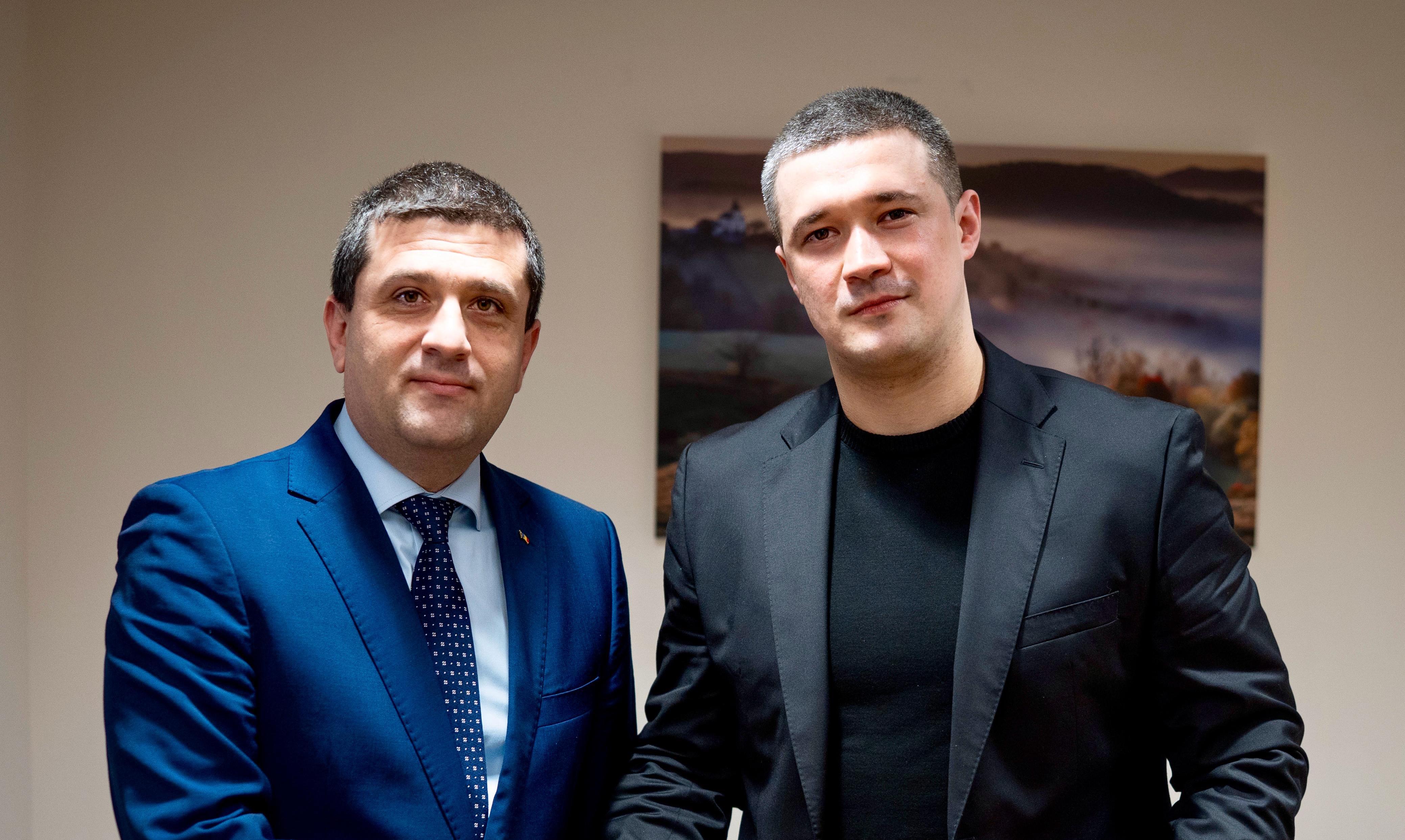 Radu Miruţă s-a întâlnit cu ministrul ucrainean al Apărării: Sprijinul României pentru Ucraina, o investiţie în securitatea Europei