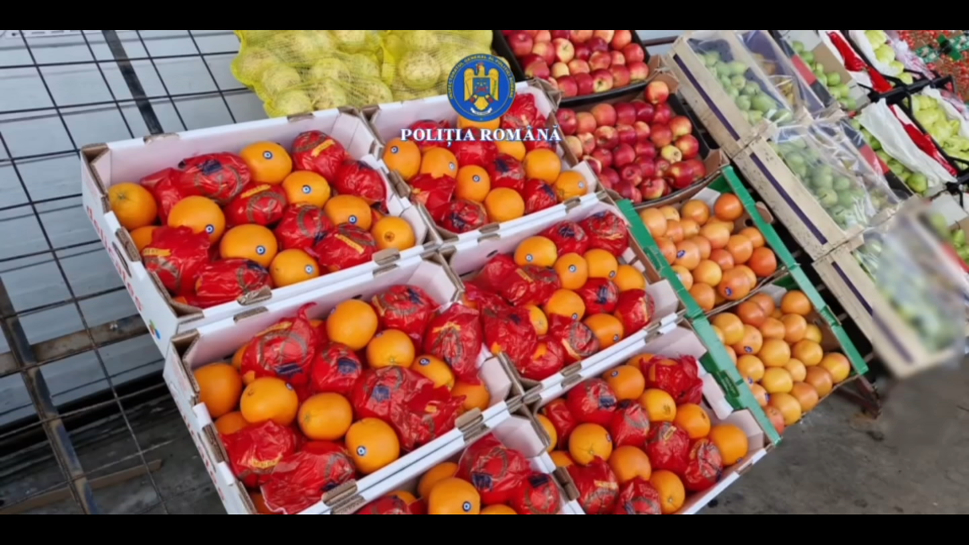 Alertă alimentară: peste 12 tone de fructe cu pesticide au ajuns la raft. Polițiștii fac percheziţii în Bucureşti, Ilfov şi Ialomiţa