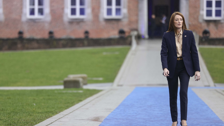 INSTANT_REUNIUNE_INFORMALA_CE_BELGIA_03_INQUAM_Photos_Octav_Ganea