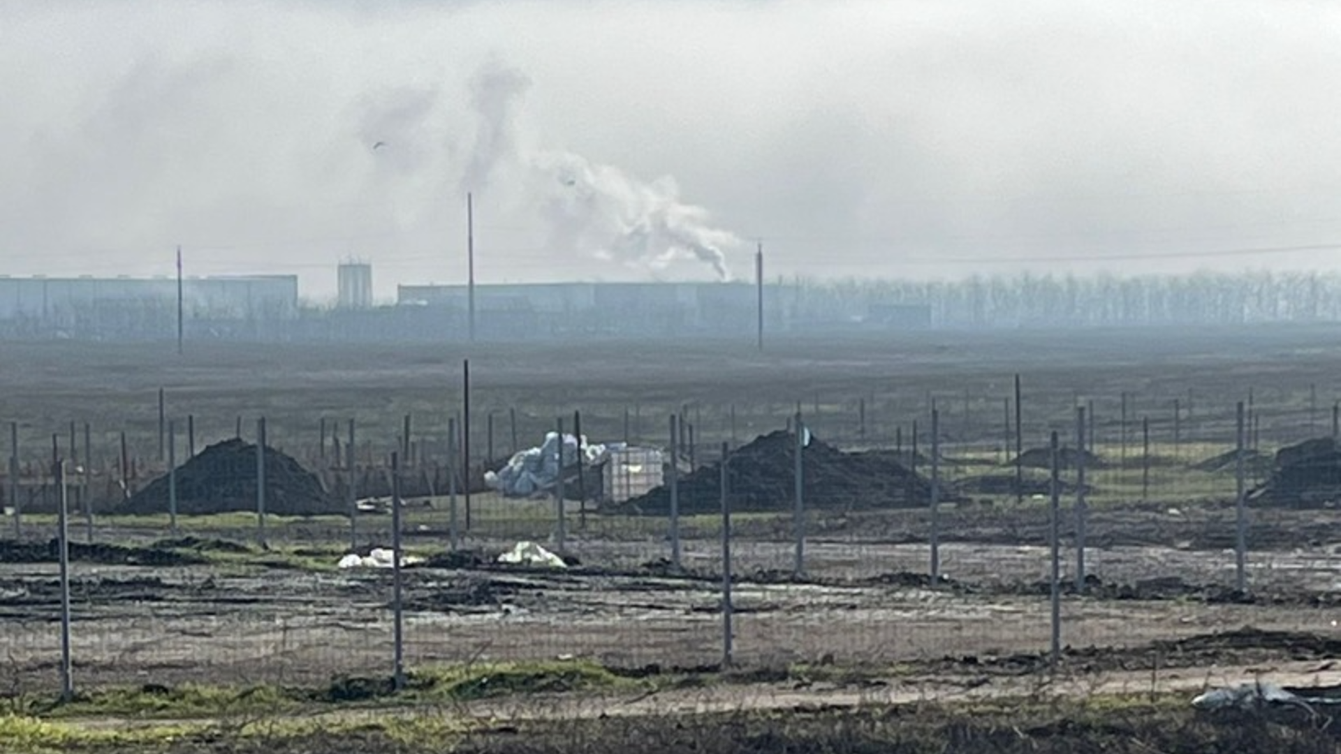 Alertă de mediu în Călărași: aerul, monitorizat din nou după depășiri de până la 20 de ori ale nivelului de hidrogen sulfurat